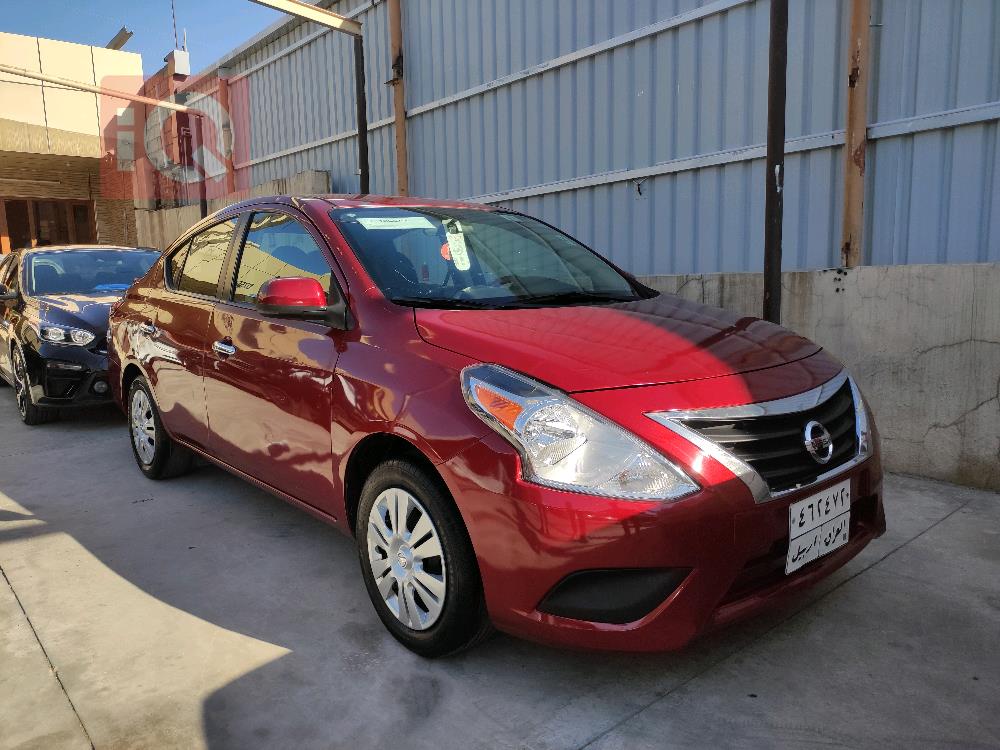 Nissan Versa